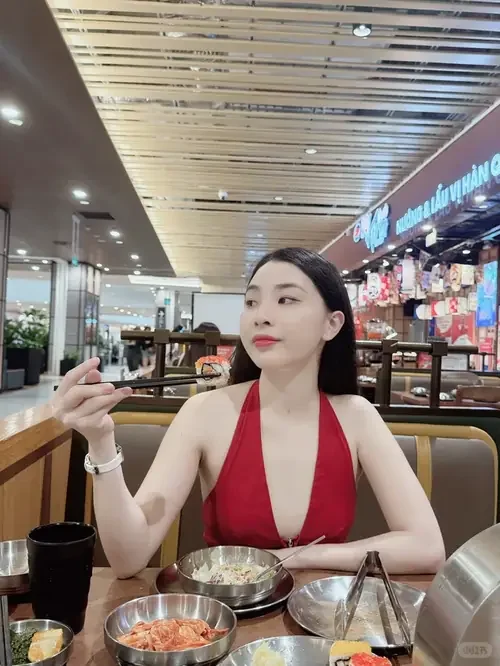 Story » 215 Ảnh Gái Xinh Việt Nam tôn nét e ấp khả ái đầy dịu dàng