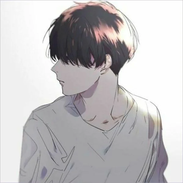Ảnh đại diện anime chàng trai tóc đen nhìn nghiêng trong ánh sáng nhẹ