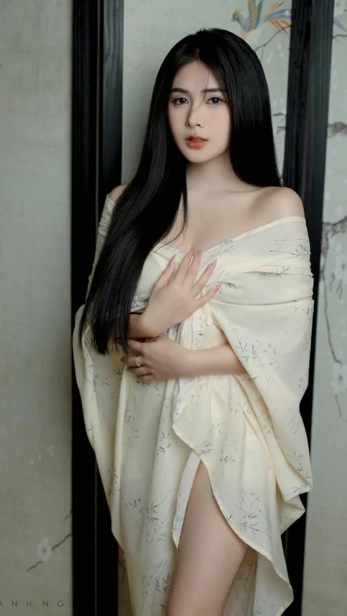 hot tiktoker quỳnh alee bikini cảnh nóng bỏng