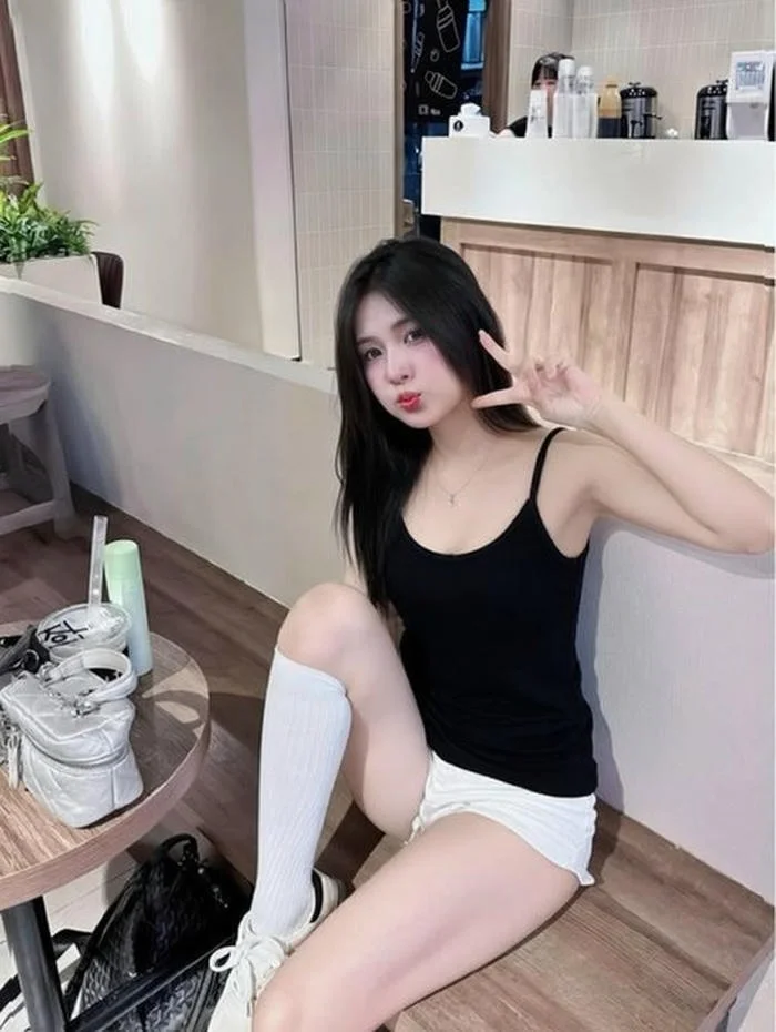 Full bộ clip sex quỳnh alee cực dâm đãng (2)