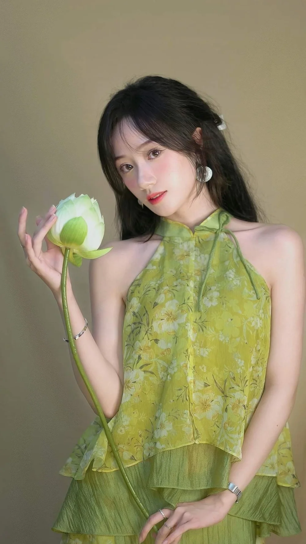 Chuyển động duyên dáng qua vũ điệu làng lá Đào Lê Phương Hoa