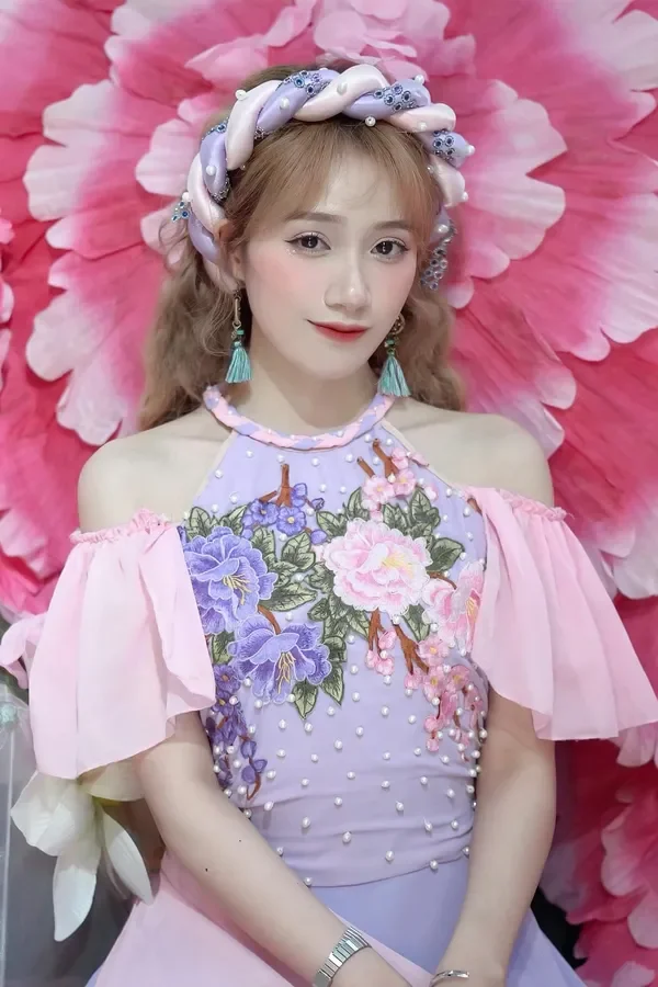 Hình 41 trong bộ sex đào lê phương hoa