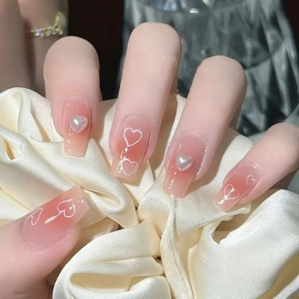 Nail hồng thạch đính charm hạt ngọc trai